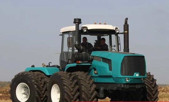 Трактора семейства «БТЗ» — лучший выбор для средних и малых хозяйств!